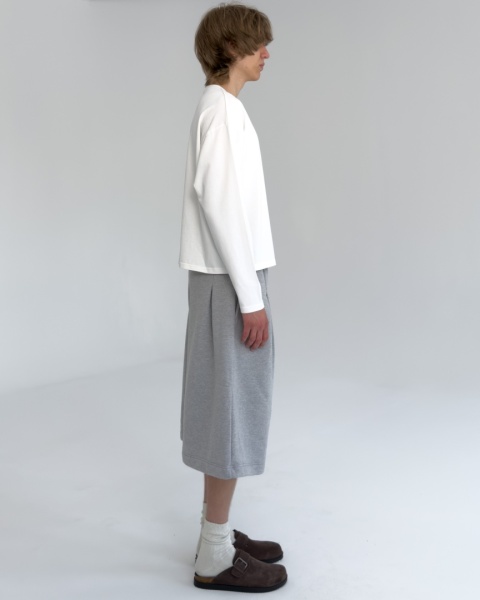 LONGSLEEVE BOXY KREMOWY